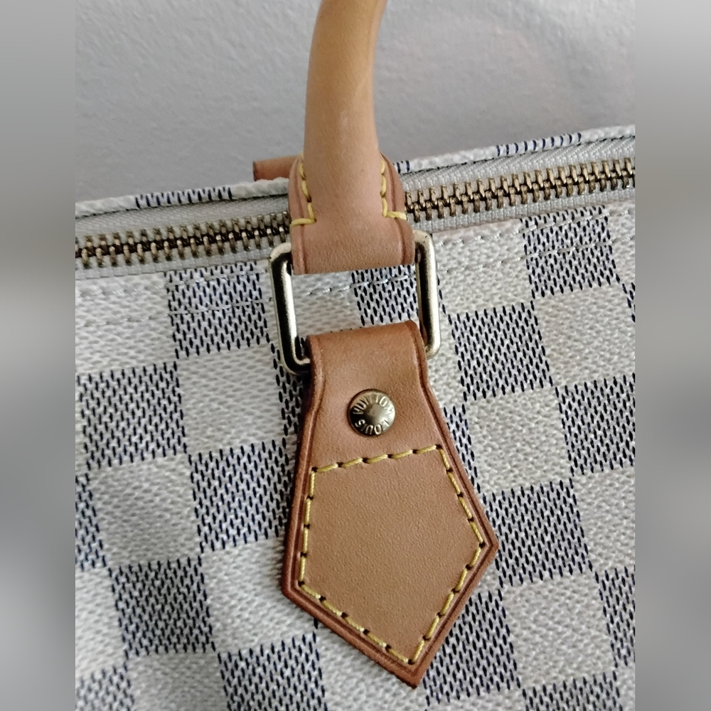 AUTENTIC Louis Vuitton Damier Azur Speddy 30 - Picture 8 of 16